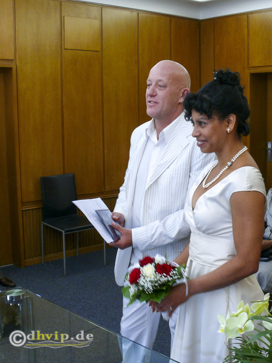 Picture of private wedding assignment. Not for sale, not for commercial use.